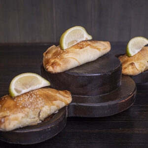 EMPANADAS DE AGUACATE Y QUESO
